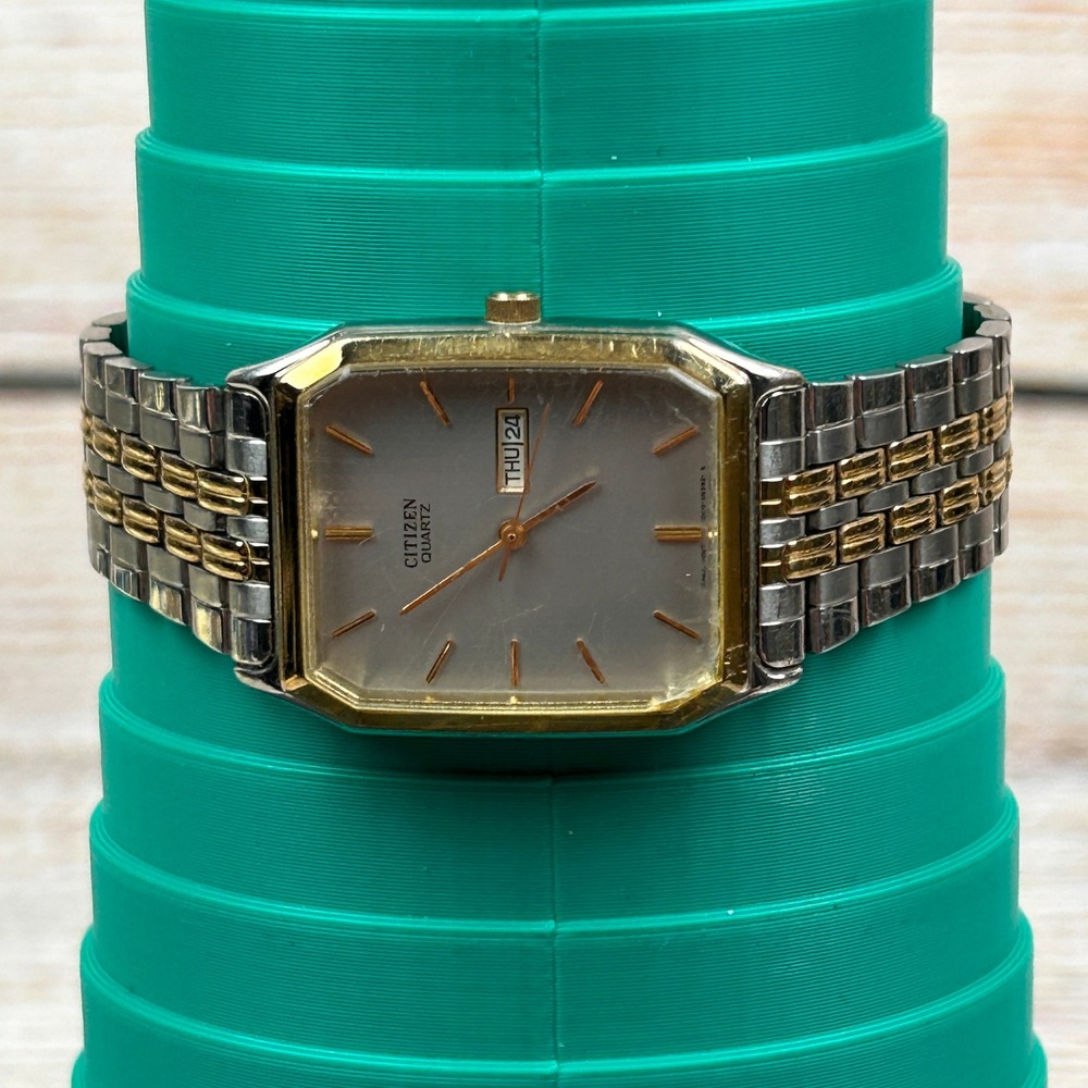 Citizen Quartz Two Tone Square‎ Watch 1000-S63871 Day Date White Dial - Picture 3 of 9